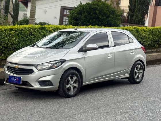 CHEVROLET ONIX 1.0 MPFI LT 8V FLEX 4P MANUAL
